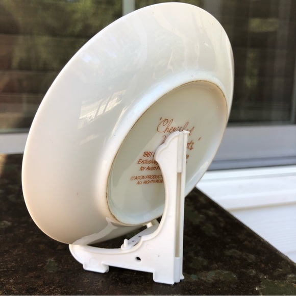 1981 Cherished Moments Avon plate - Picture 4 of 6